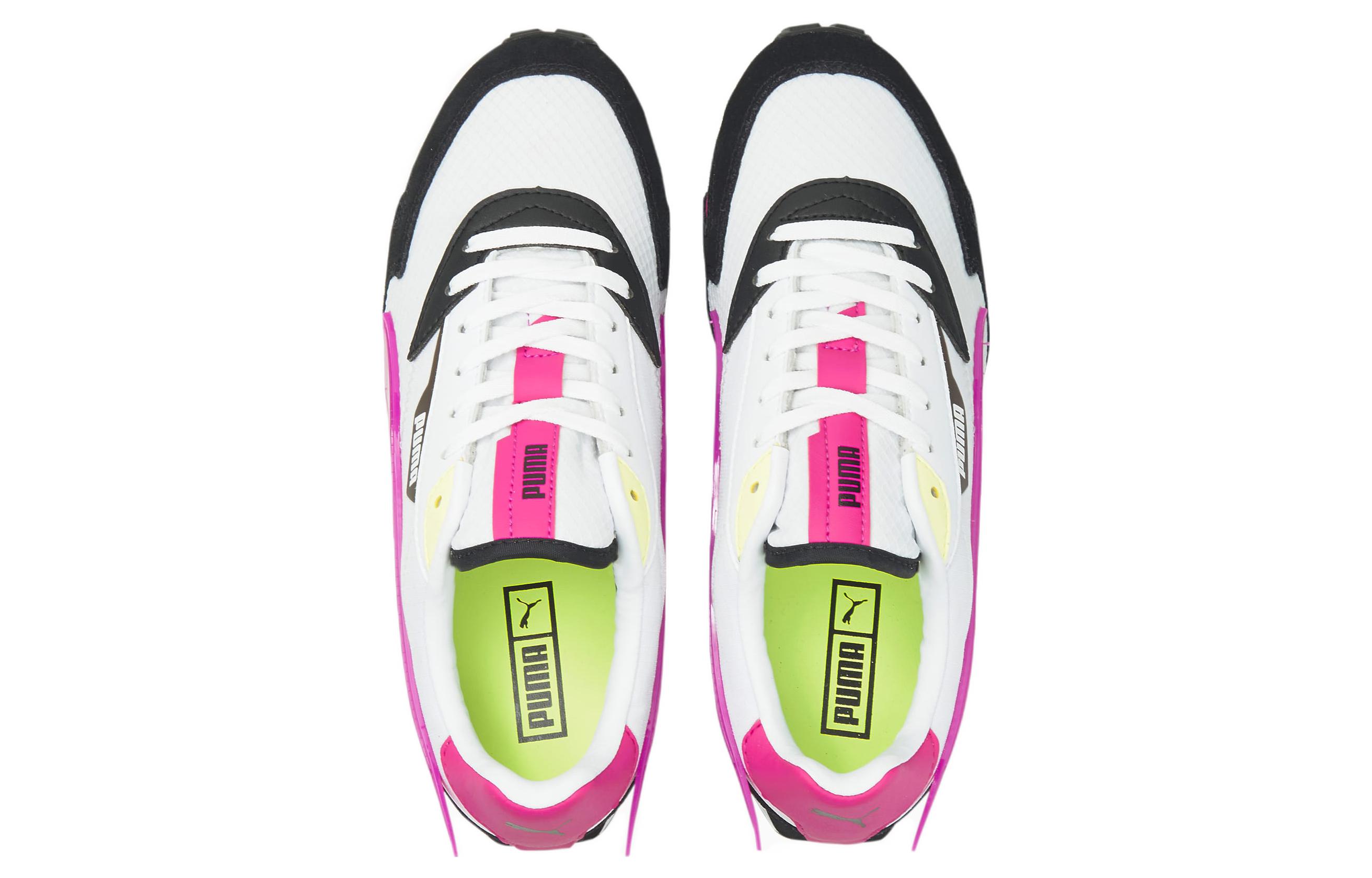 Shop (W) Puma Low Rider Tech ''Blanc Ultra Magenta'' 383134-01