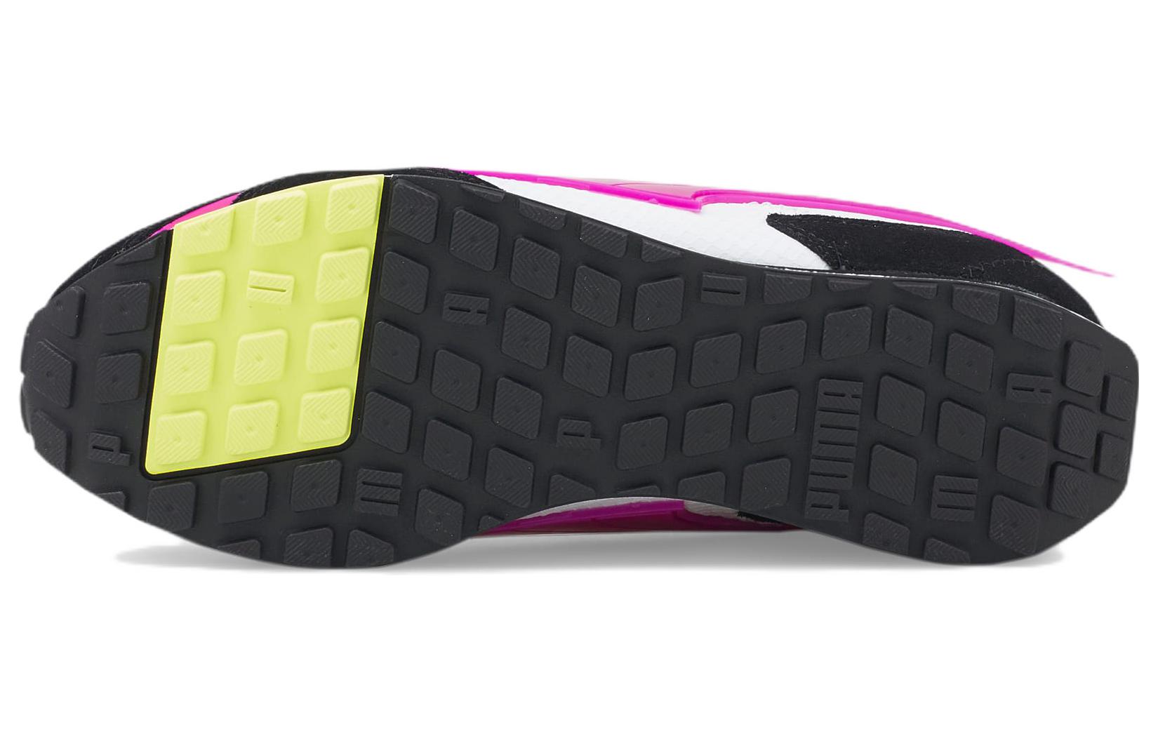 Details for (W) Puma Low Rider Tech ''Blanc Ultra Magenta'' 383134-01