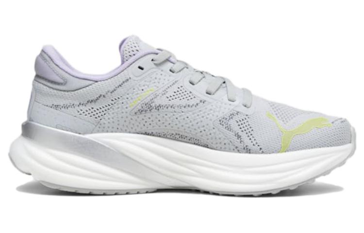 Order (W) Puma Magnify Nitro 2 'Abu-Abu Tua dan Ungu Terang' 377540-05