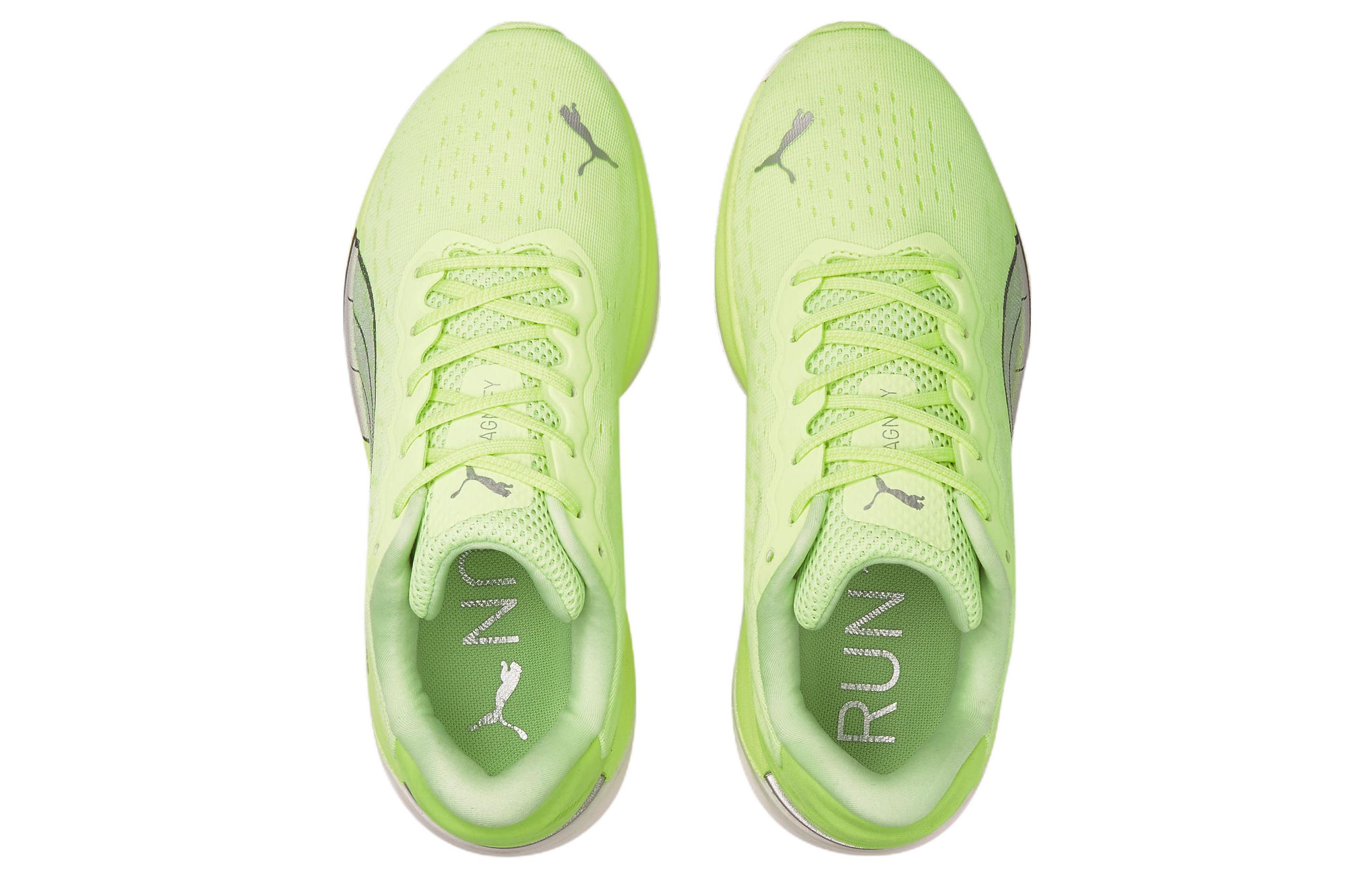 Lookbook （女性款）Puma Magnify Nitro『Fizzy Light Metallic Silver』195172-07