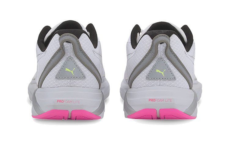 Shop (W) Puma Minima Basses Noir/Blanc 193769-02