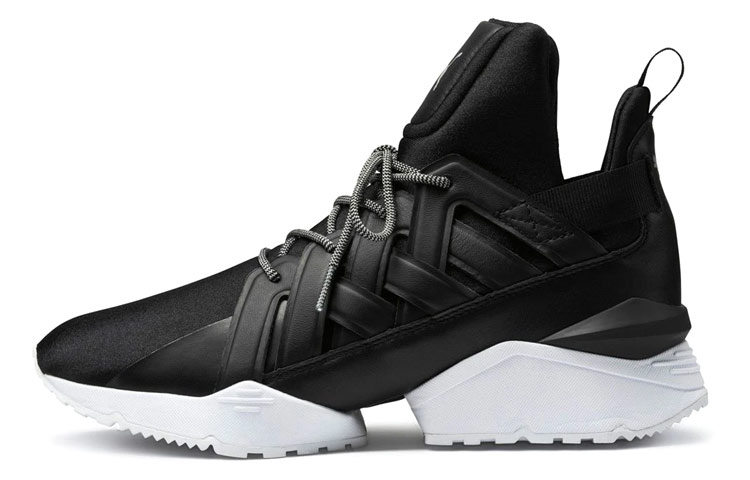 Buy (W) Puma Muse Echo 'Hitam' 365521-02