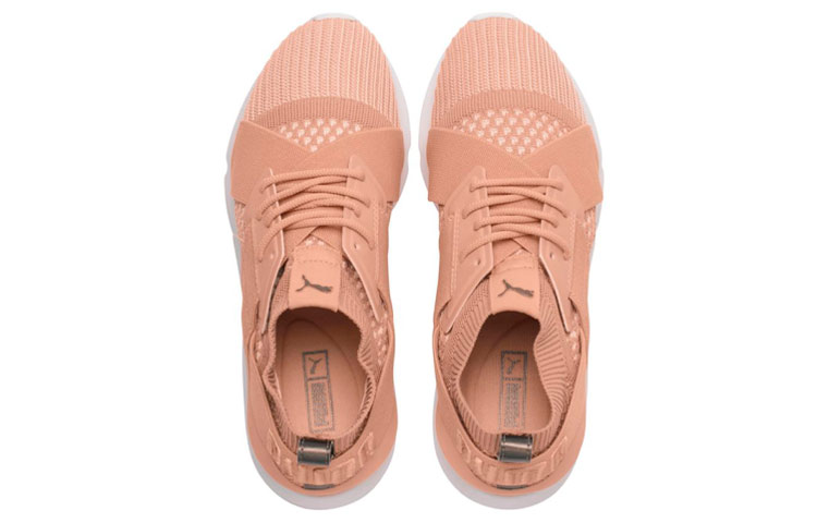 Lookbook (W) プーマ Muse Evoknit アプリコットオレンジ 365536-05