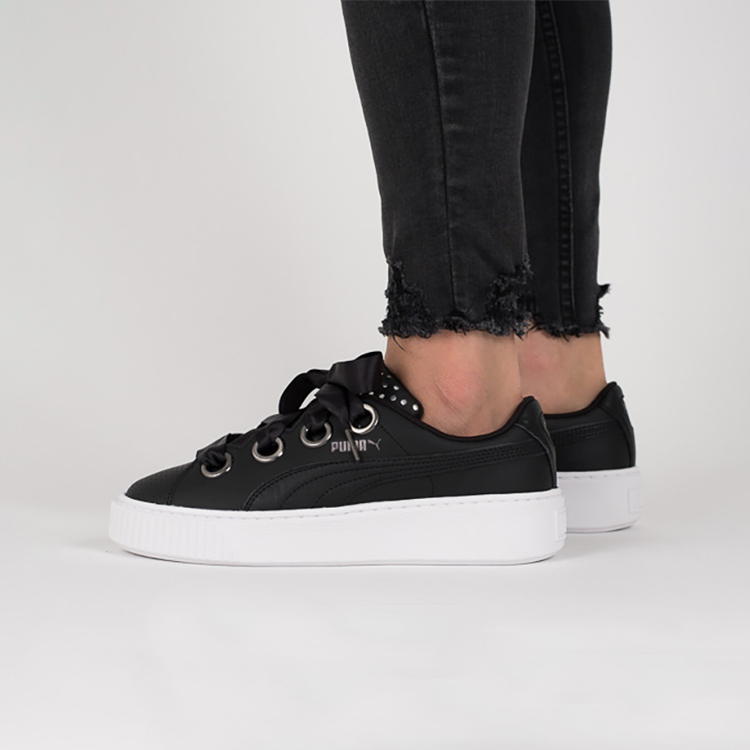 Sizing (W) Puma Platform Kiss Ath Lux Hitam 366704-02