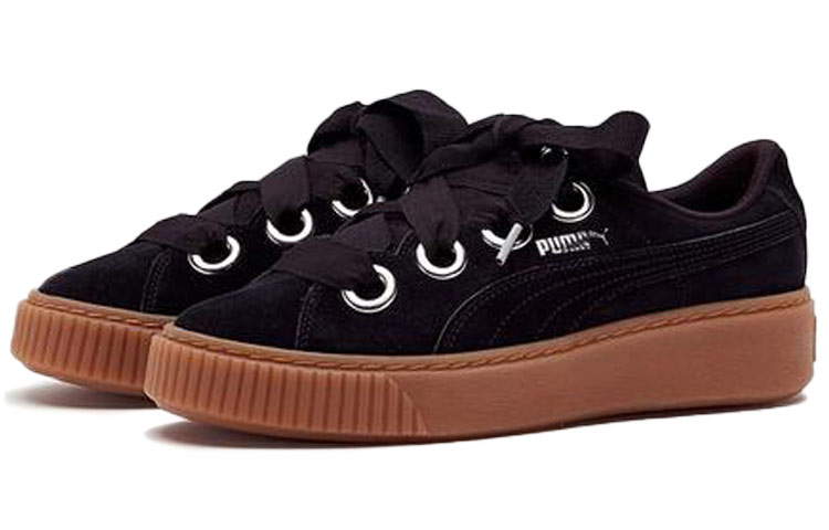 Shop PUMA Suede Platform Kiss 復古 低幫 板鞋 女款 黑