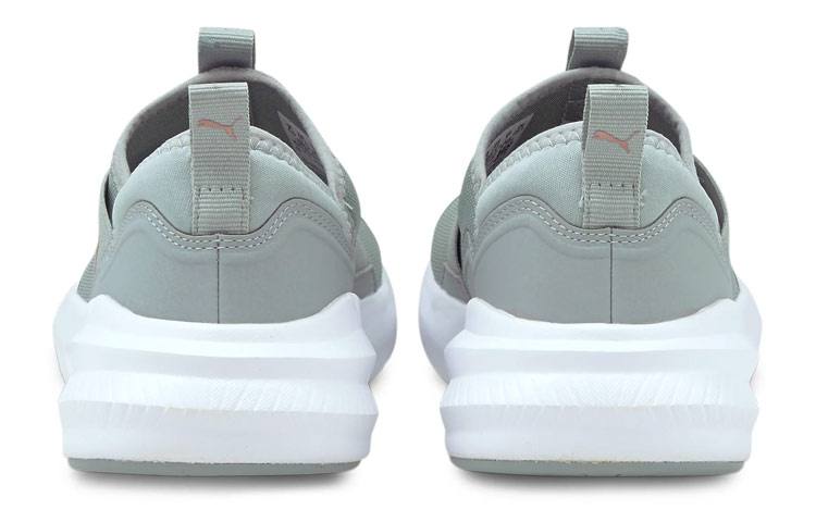 Lookbook (W) Puma Platinum ALT Retro ''Gris Polyvalent Running'' 194743-02