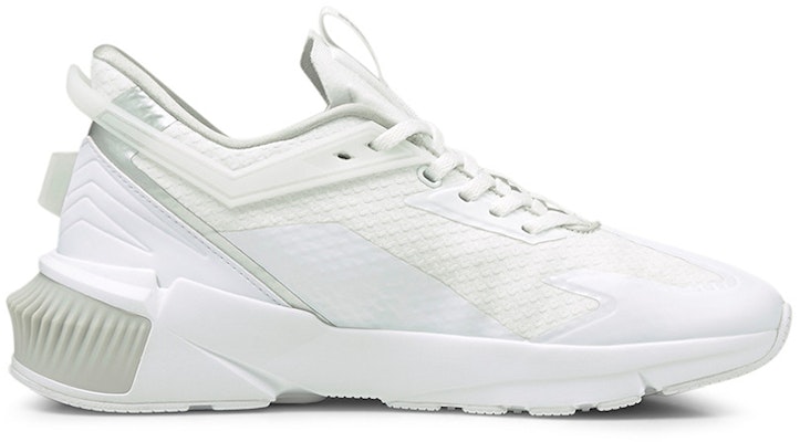 Puma Provoke XT Future 耐磨防滑 低幫運動訓練鞋 女款 米白 Order Puma Provoke XT Future 耐磨防滑 低幫運動訓練鞋 女款 米白