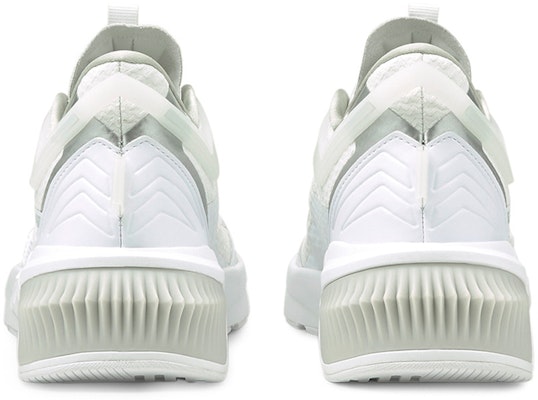 Puma Provoke XT Future 耐磨防滑 低幫運動訓練鞋 女款 米白 Shop Puma Provoke XT Future 耐磨防滑 低幫運動訓練鞋 女款 米白