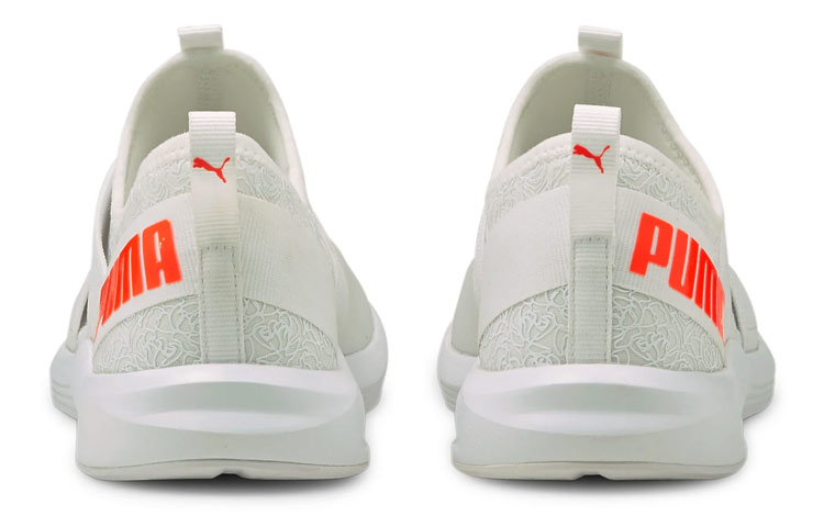 Lookbook (W) Puma Prowl Slip-On ''Floral Beige'' Dames Sneaker 195057-01