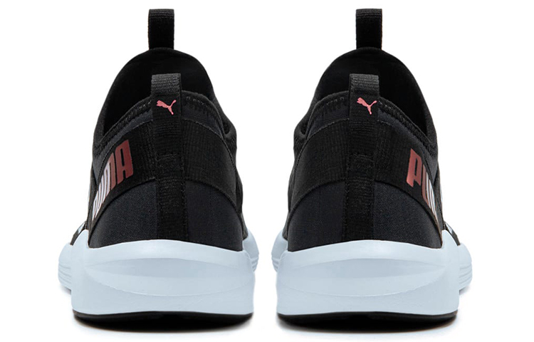 Shop Puma Prowl Slip On 一脚蹬低筒訓練鞋 女款 黑粉色