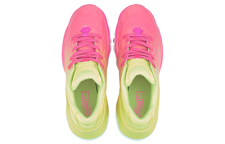 Shop PUMA Pulsar Wedge 低筒 跑步鞋 女款 紅黃漸變