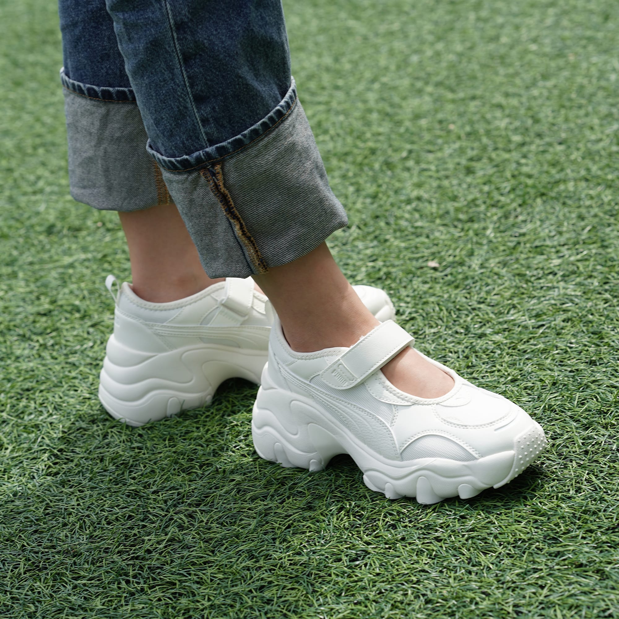 (Women) Puma Pulsar Wedge Sandal 'Warm White' 398677-01