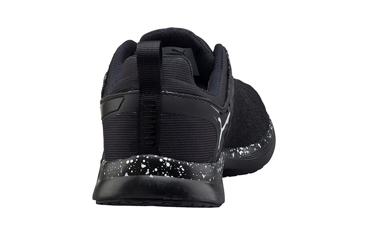 Lookbook (W) Puma Pulse Xt V2 Ft Baskets Basses Noir/Blanc 188972-01
