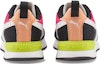 Shop Puma R78 低筒跑步鞋 女款 黑粉