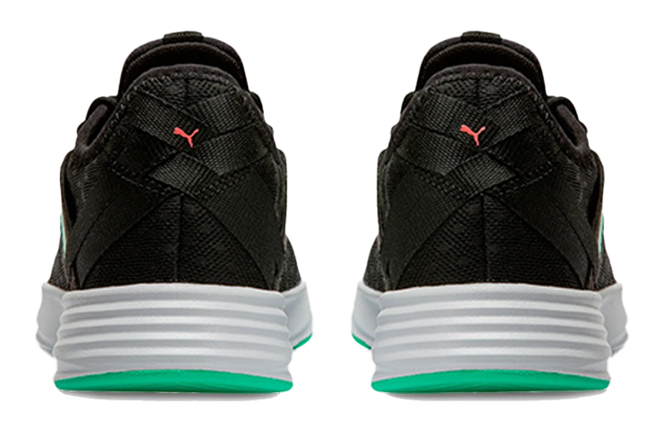 Shop Puma Radiate XT Pattern 黑綠 女款