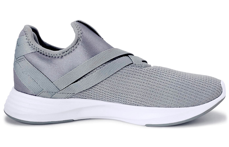 Order (W) Puma Radiate XT Slip-On ''Grau Rosa'' 192427-06