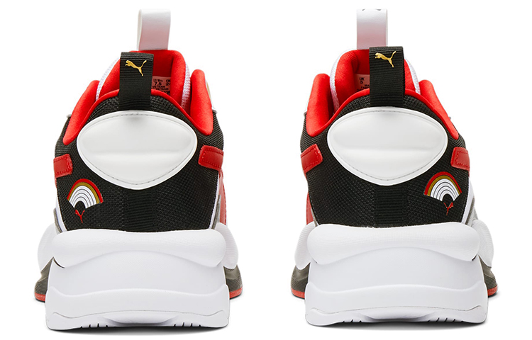 Shop (W) Puma RS-Curve ''Art du Sport'' 382928-01