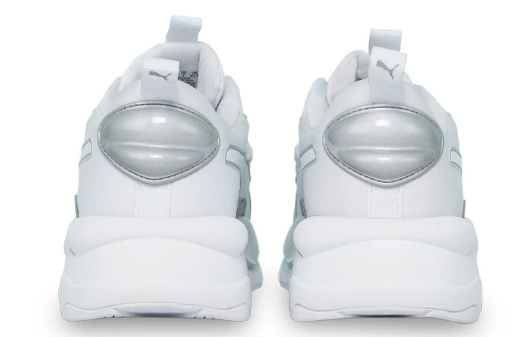 Shop (W) Puma RS-Curve ''Bianco'' 382064-01