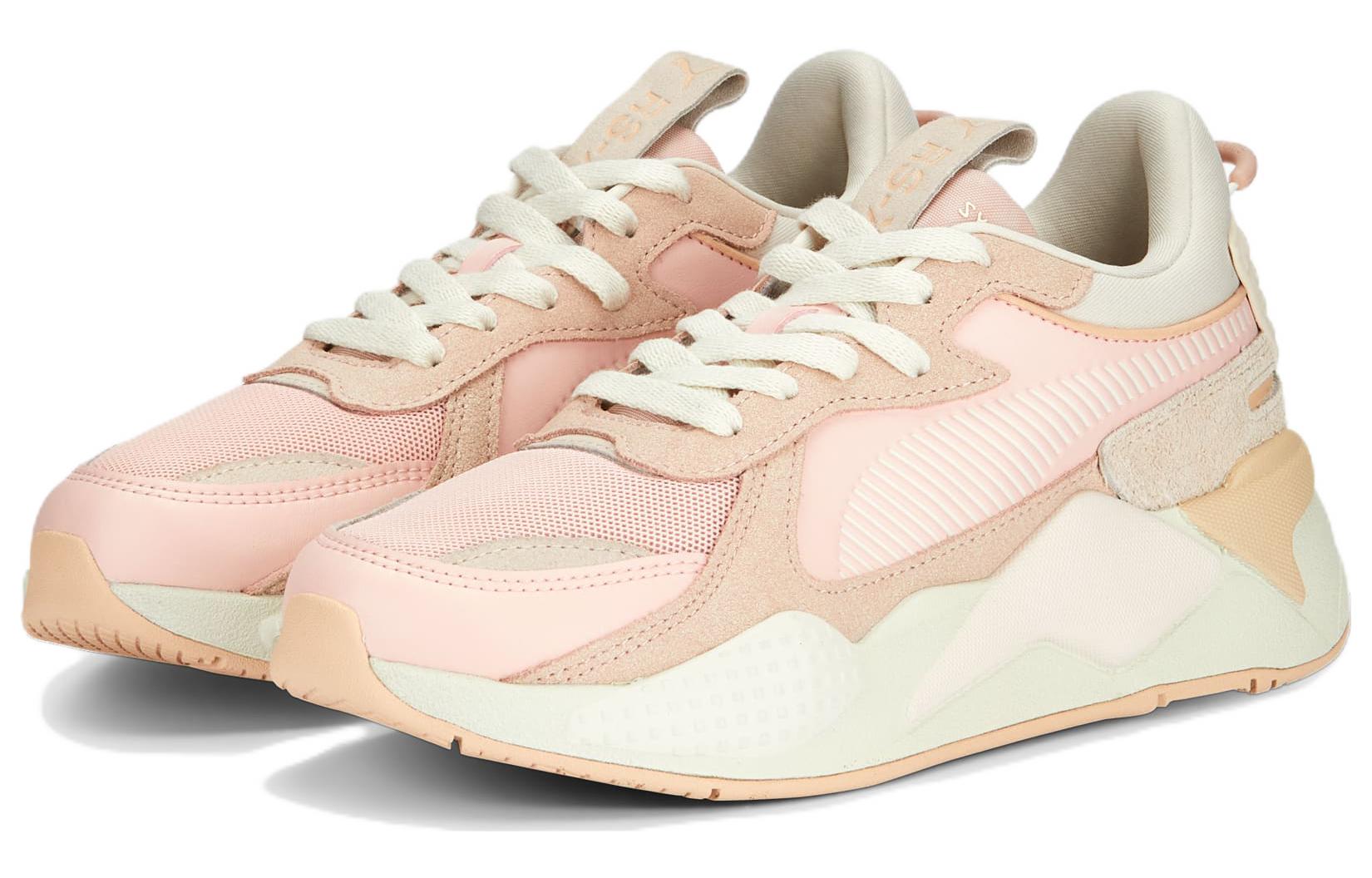 Lookbook (W) Puma RS-X 'Thrifted - Rose Dust' dalam warna Rose Dust. 390648-02