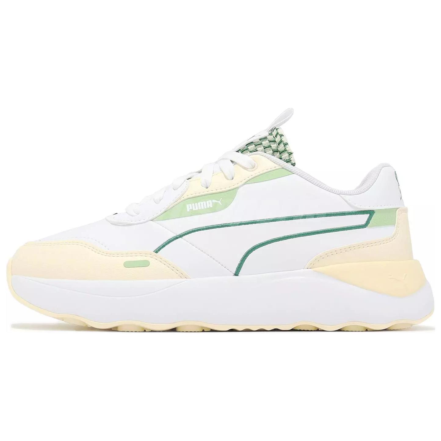 (Women) Puma Runtamed Platform 'Blossom Pack' 395260-01