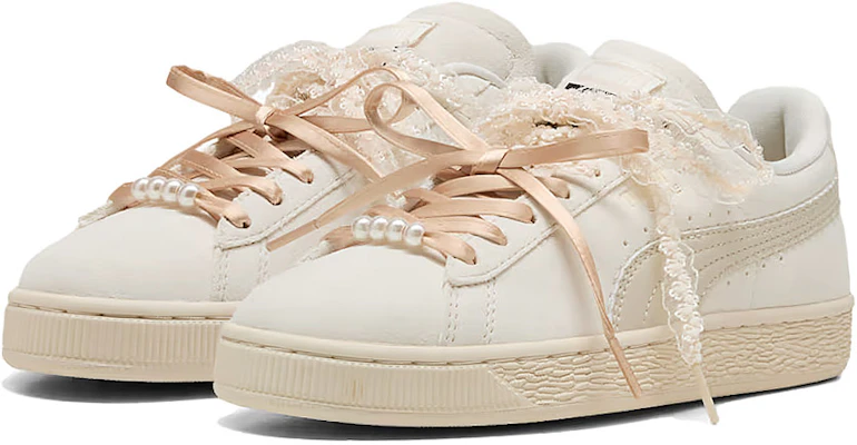 (Women) Puma Suede Bloom 'Frosted Ivory Silver Fog' 408330-01 Lookbook (Women) Puma Suede Bloom 'Frosted Ivory Silver Fog' 408330-01