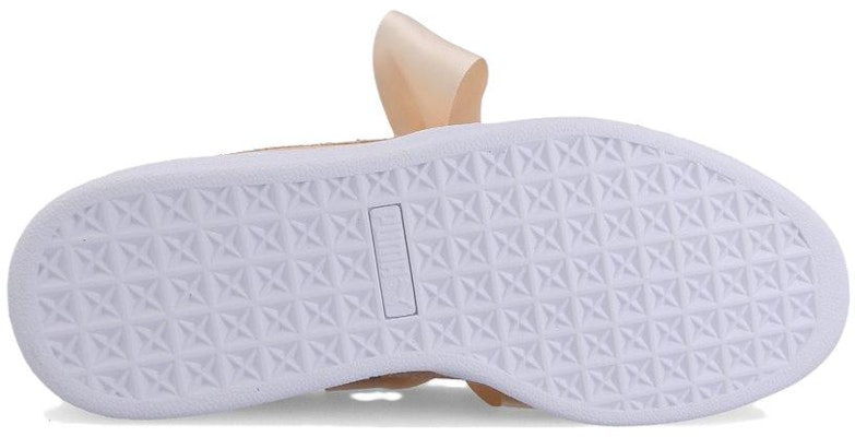 (Women) Puma Suede Heart Lunalux 366114-02 Purchase (Women) Puma Suede Heart Lunalux 366114-02