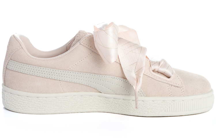 Order (Women) Puma Suede Heart Triangle 367467-02