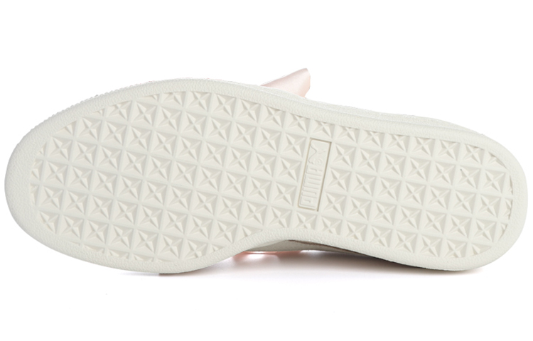 Purchase (Women) Puma Suede Heart Triangle 367467-02