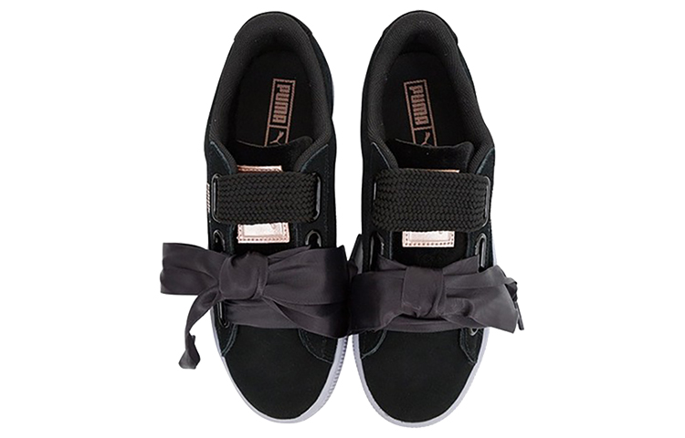 Lookbook (W) 彪马Suede Heart VR 黑/白 运动鞋 365111-02