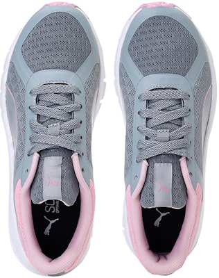 (W) Sepatu Puma Trackracer 2.0 Abu/Putih/Pink 373013-04 Lookbook (W) Sepatu Puma Trackracer 2.0 Abu/Putih/Pink 373013-04