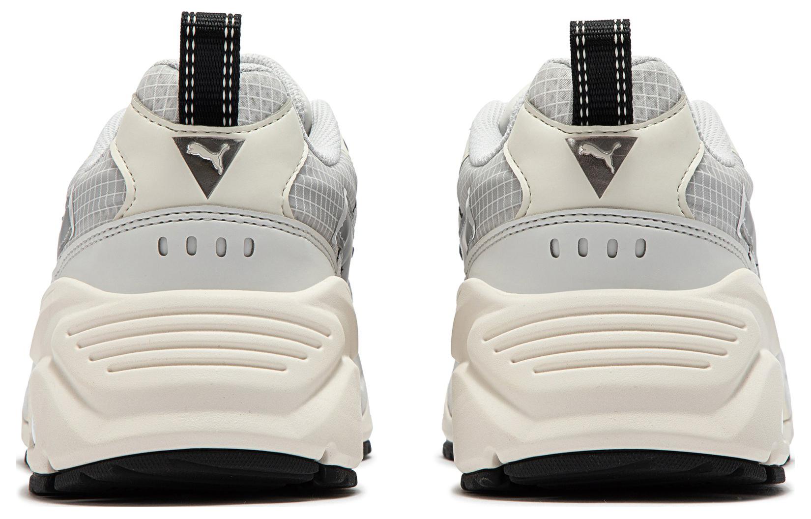 Shop (W) 彪马 TRC Mira Tech 灰色款鞋 390650-02