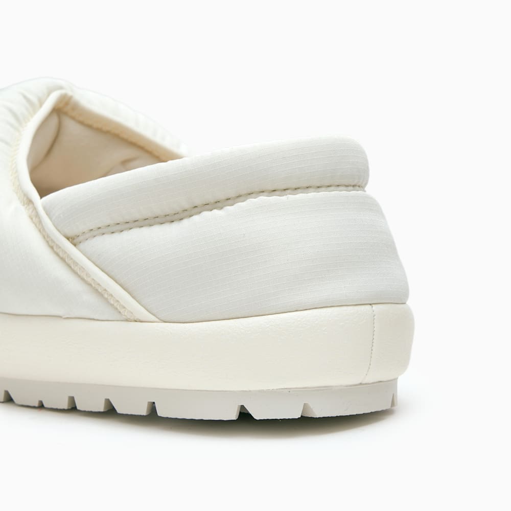 Lookbook (W) プーマ タフ テラ シュガード アーモンド/キャンバス 402176-06