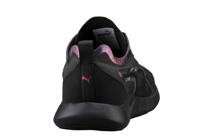 Purchase (W) Puma Vega Evo ''Zwaan Zwart'' 362396-01