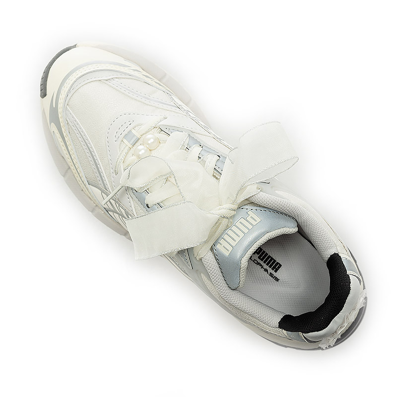 Sizing (Women) Puma Velophasis Glam Athletic Sneakers 40045101