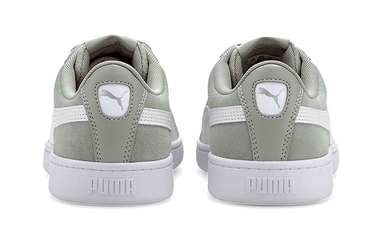 Shop (W) 푸마 비키 V2 그린/화이트 스니커즈 (Puma Vikky V2 Green/White Sneakers) 369725-24