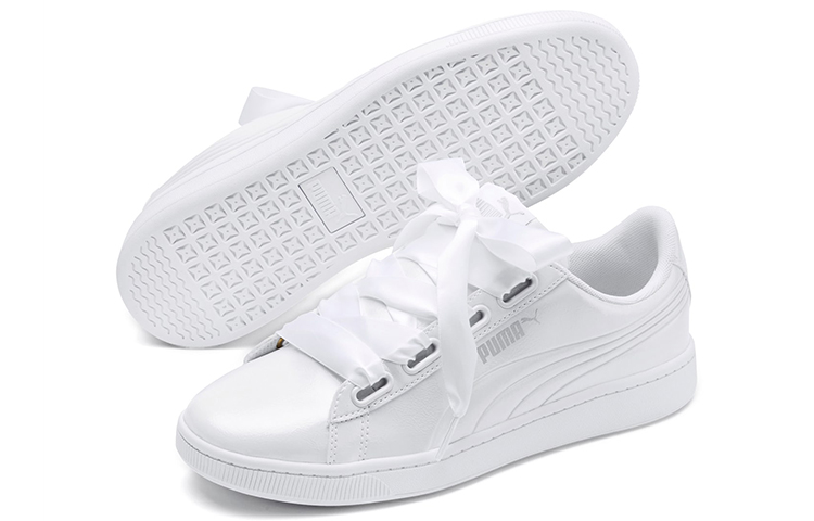 Lookbook (W) Puma Vikky v2 Sneakers Pita Putih 369727-02