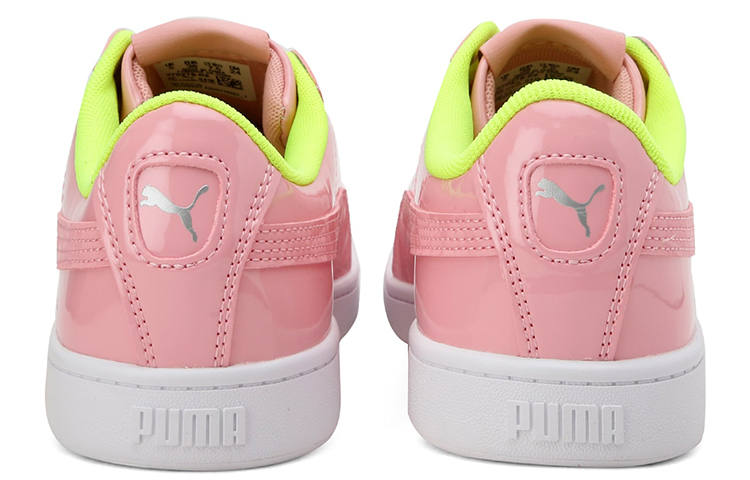 Lookbook (W) Puma Vikky v2 Shift Sneakers Roze 370278-02