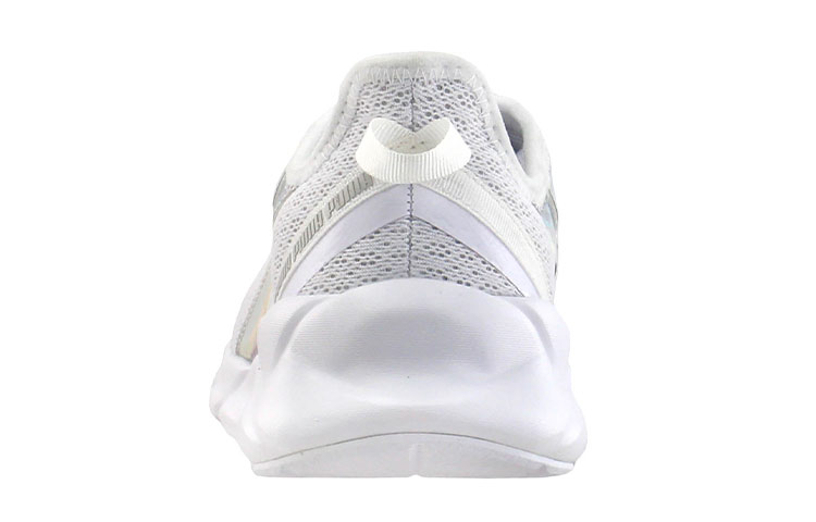 Shop Puma Weave XT 彩虹女款 白色 低筒跑步鞋