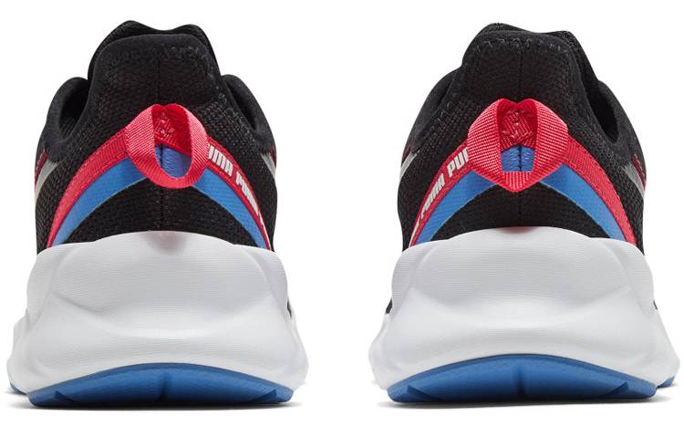 Shop (W) Puma Weave XT Shift Q4 ''Schwarz'' 192615-01