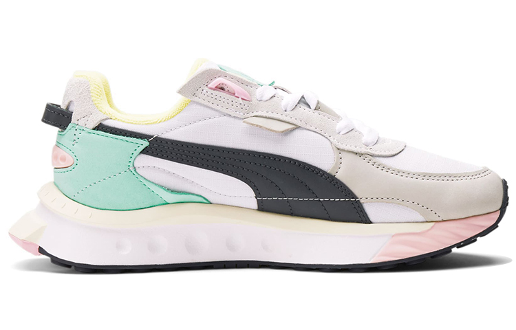 Order （女性）Puma Wild Rider Layers '白色烏木' 384590-03