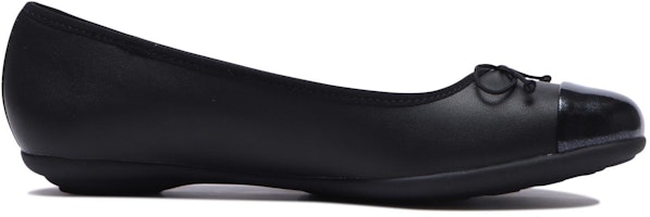 (W) Puma Yongi Flat Ribbon Hitam/Rose Gold 394160-01 Details for (W) Puma Yongi Flat Ribbon Hitam/Rose Gold 394160-01