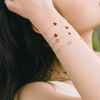 (W) Pulsera Qeelin Wulu Mini Sautoir Calabaza Oro Rosa K. WUB07APRG00 Lookbook (W) Pulsera Qeelin Wulu Mini Sautoir Calabaza Oro Rosa K. WUB07APRG00