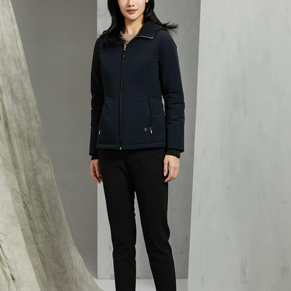 Purchase (W) RAPIDO Rシリーズ カジュアルフード付きジップアップコットンジャケット. CP3938U02