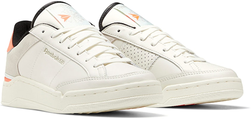 (W) Reebok Ad Court 'Putih Hitam Oranye' FY7346 Lookbook (W) Reebok Ad Court 'Putih Hitam Oranye' FY7346