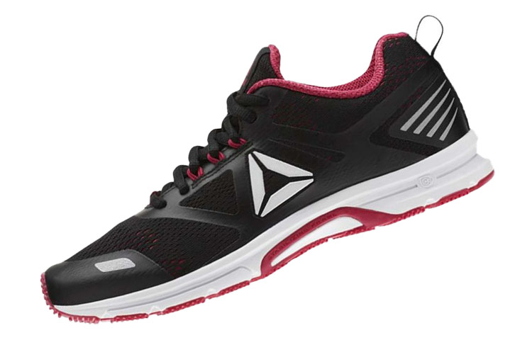 Lookbook (W) Reebok Ahary Runner ''Schwarz Rosa'' CN5346
