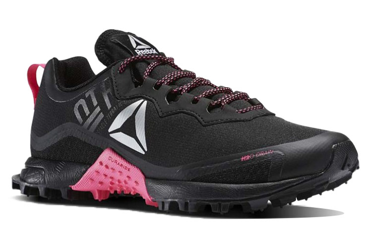 Shop (W) Reebok All Terrain 'Ringan Bernafas Hitam' BS8650