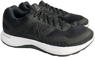 Reebok Astroride Duo 透氣輕便支撐 低幫跑步鞋 女款 黑 Lookbook Reebok Astroride Duo 透氣輕便支撐 低幫跑步鞋 女款 黑