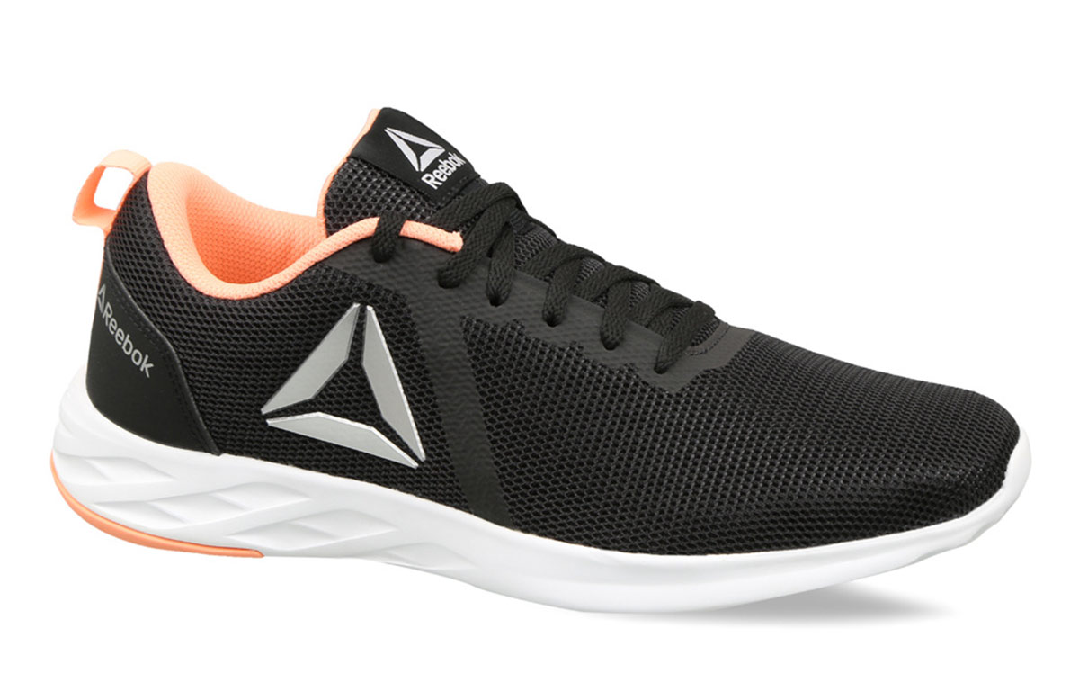 Lookbook (W) Reebok Astroride Essential 'Negro Naranja' DV9012