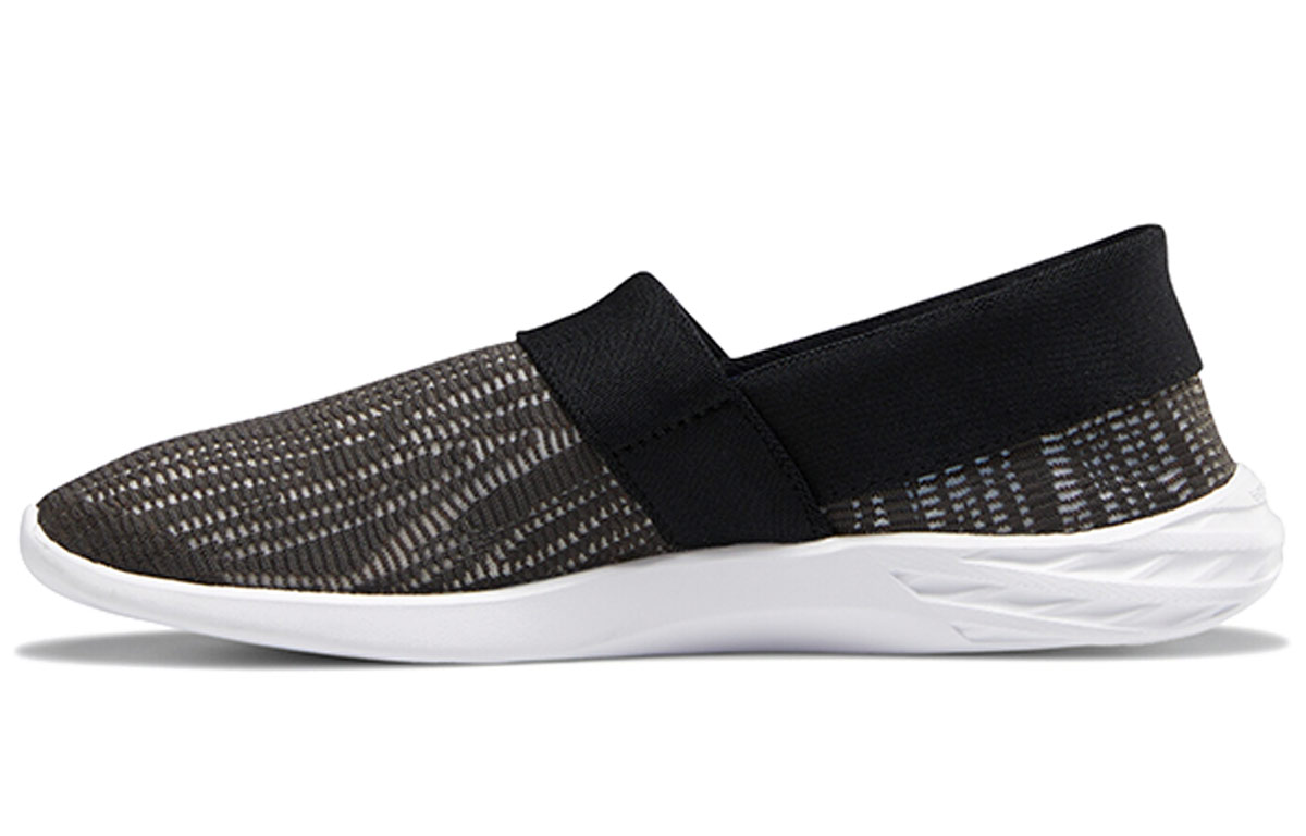 (Women) Reebok Astroride Slip On 'Black' DV5877