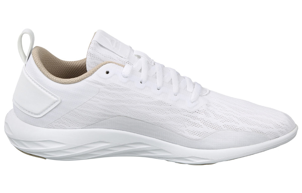 Order (W) Reebok Astroride Walk 2.0 'Putih' CN6111